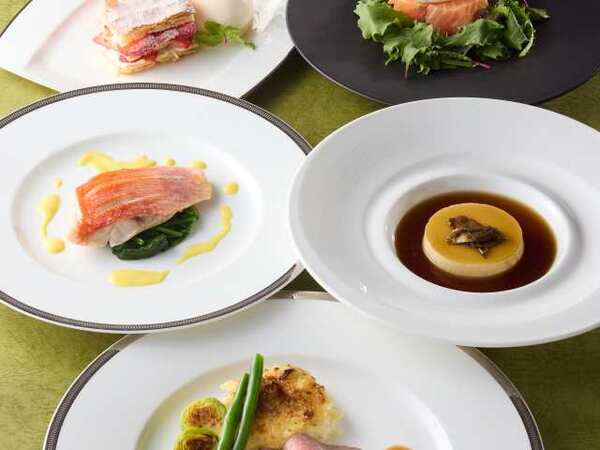 カフェコントレイル_2025忘新年会